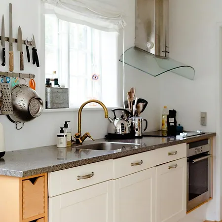 Thatched Architecture With Nature And Peace * Vejby